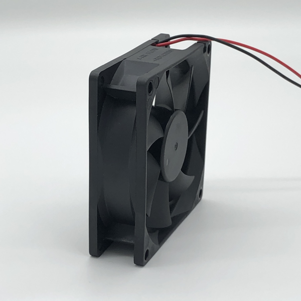 工業排風散熱風機怎么節能降噪？